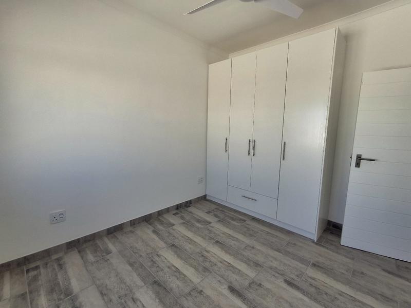 To Let 3 Bedroom Property for Rent in Britannia Bay Western Cape